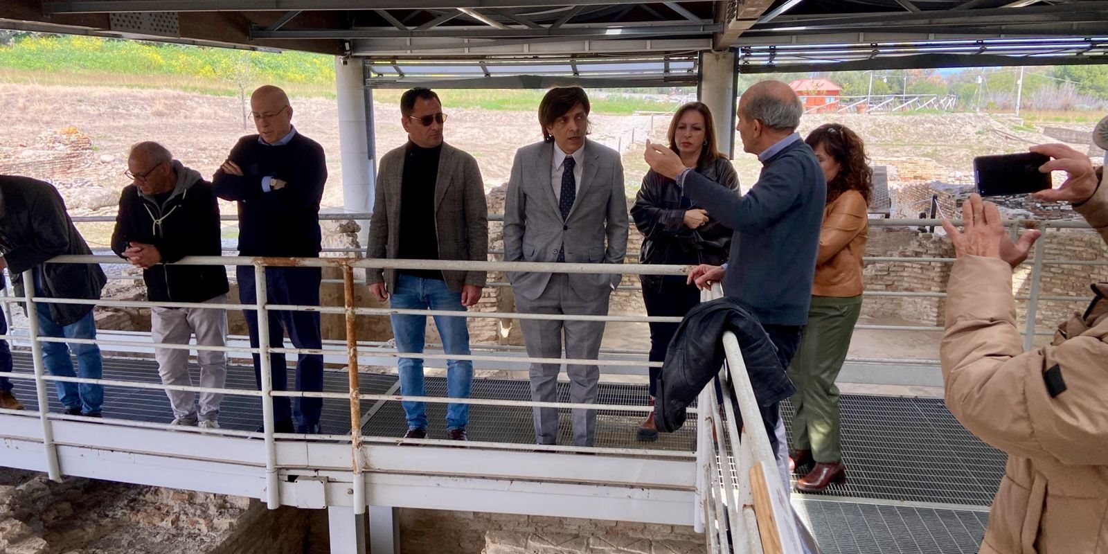 Anton Giulio Grande visita la Villa Romana di Casignana: «Un gioiello archeologico da valorizzare»