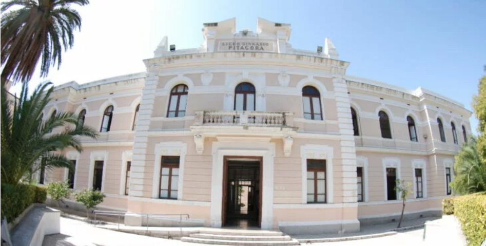 “Educazione sociale e pratiche di giustizia riparativa. Minori e contesti (il)legali”