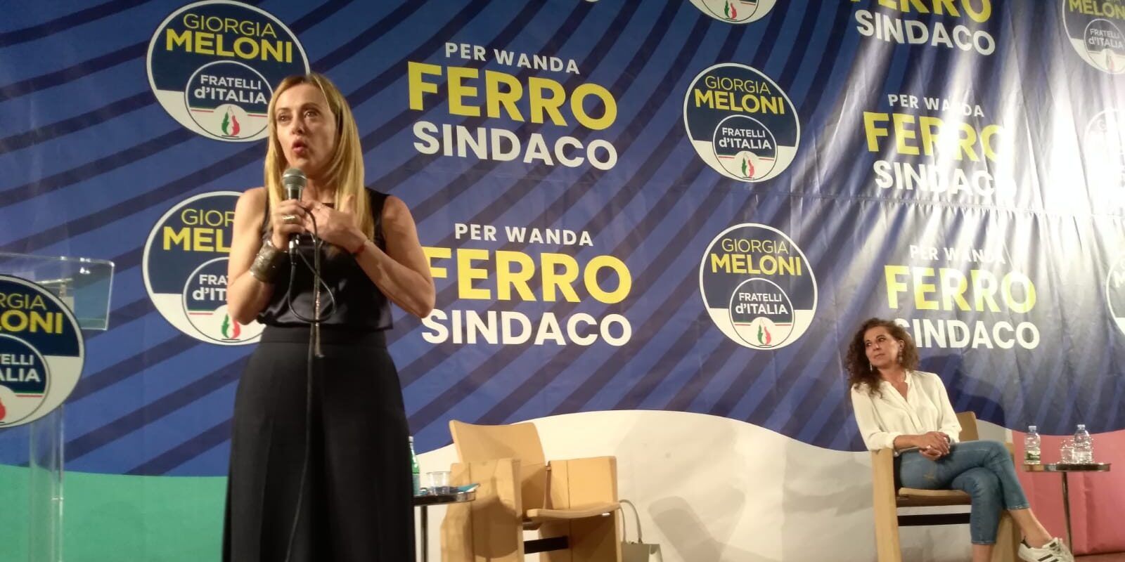 Meloni lancia la Ferro. «È una scelta di libertà» – VIDEO