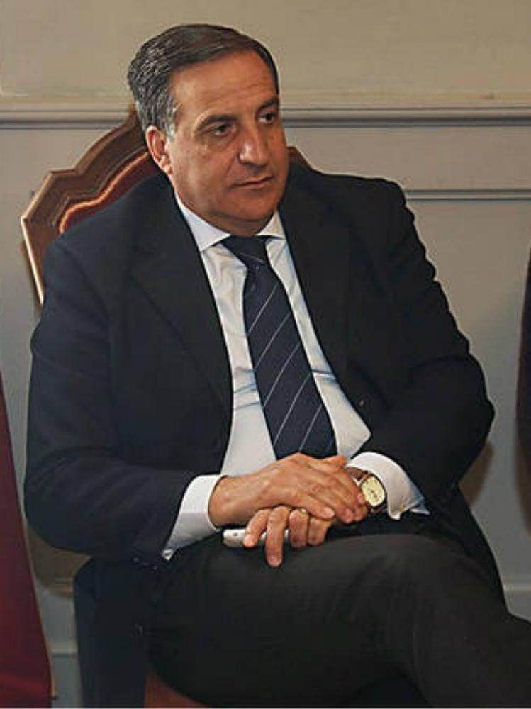 Idv: «Il centrosinistra subito indica le primarie»