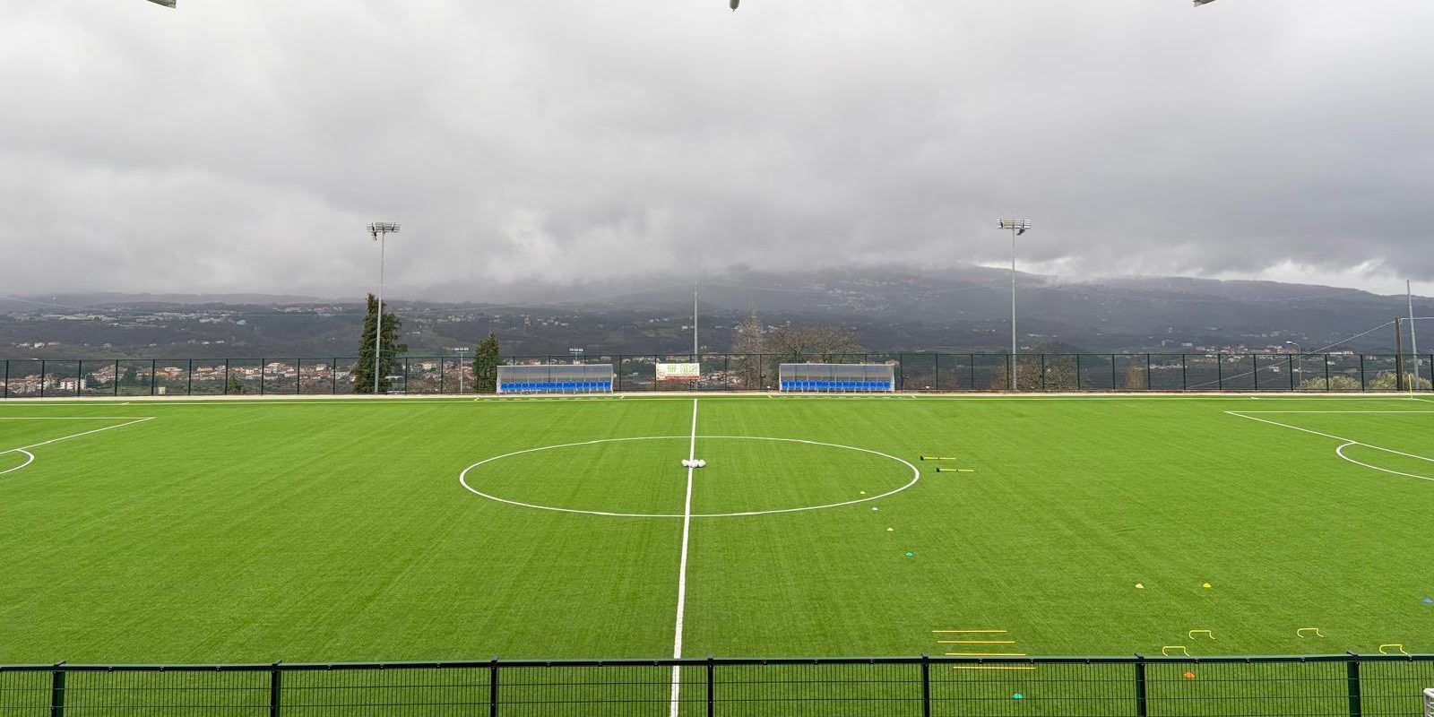 Cosenza calcio, allenamento forzato ad Aprigliano dopo lo sfogo di Buscè