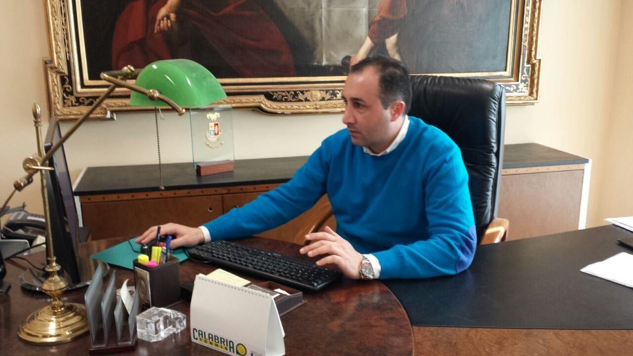 Niglia ad Alfano: venga subito a Vibo