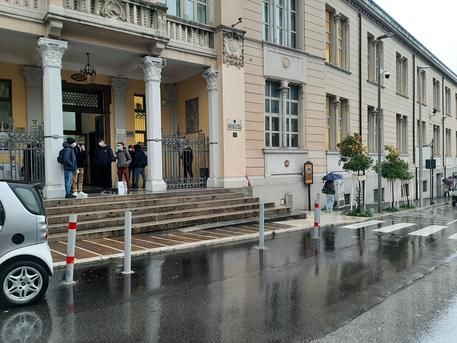 Scuola, la Calabria riparte tra paura dei contagi e proteste degli studenti