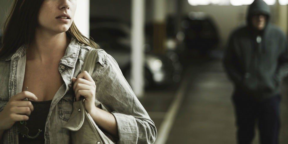 Gioia, libertà vigilata per uno stalker