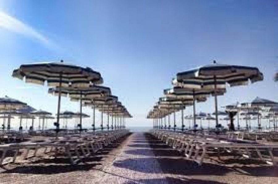 Turismo illegale, scoperti 21 lavoratori in nero nel Cosentino