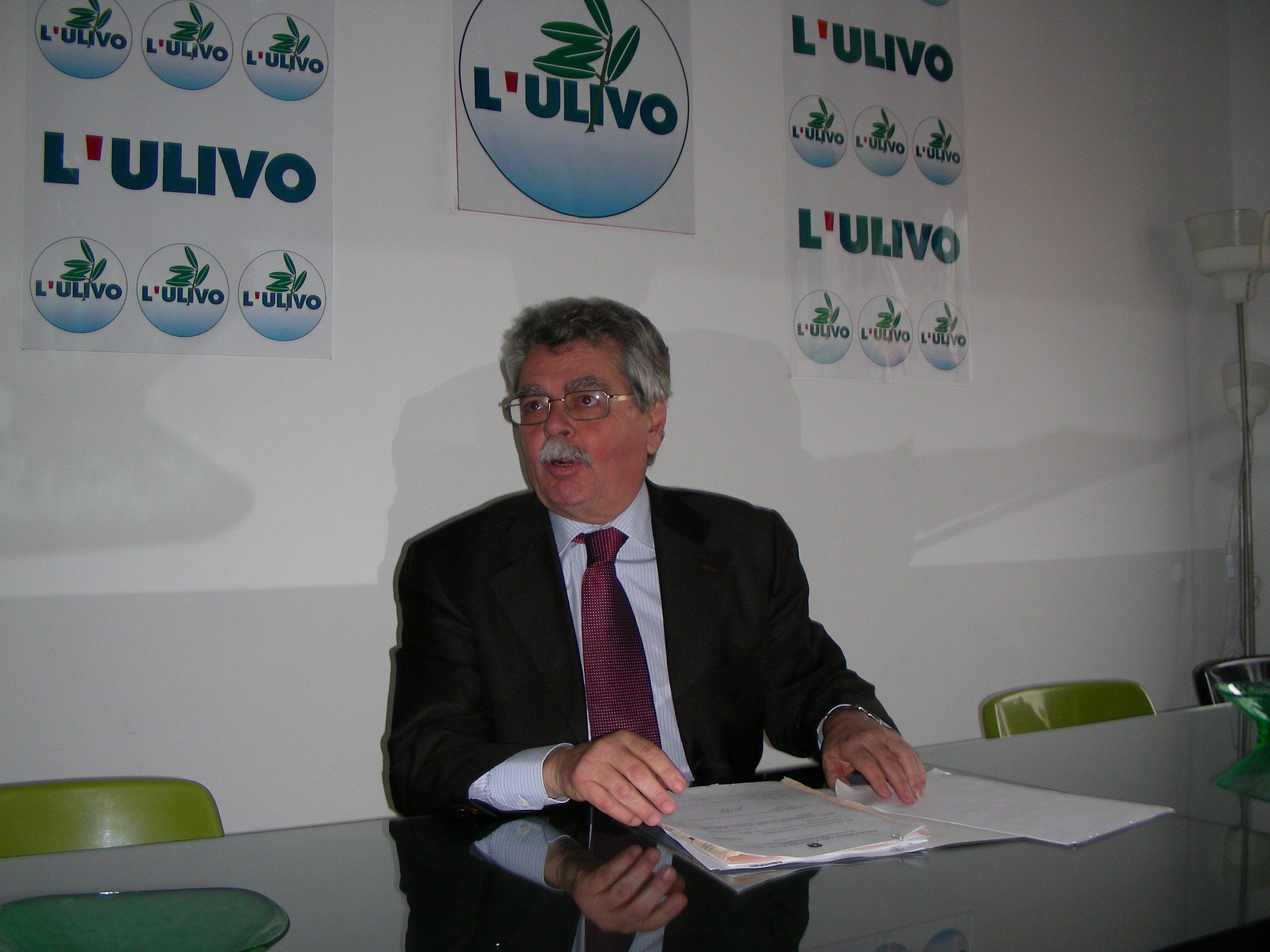 Pd, il controcanto di Meduri