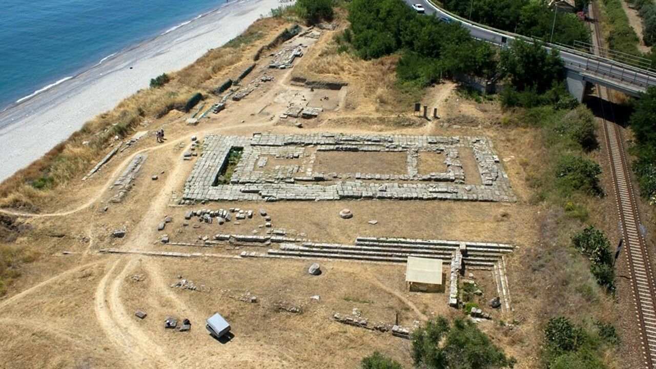 Siti archeologici calabresi, accordo Mic e Calabria Verde: l’azienda ne ripulirà 59