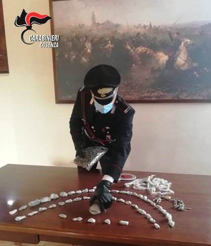 Spaccio di marijuana, in manette un cosentino di 25 anni