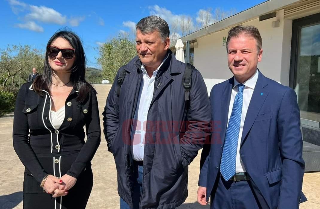 Uil Calabria, Maria Elena Senese nuovo segretario generale. «Sfruttare le potenzialità del territorio»