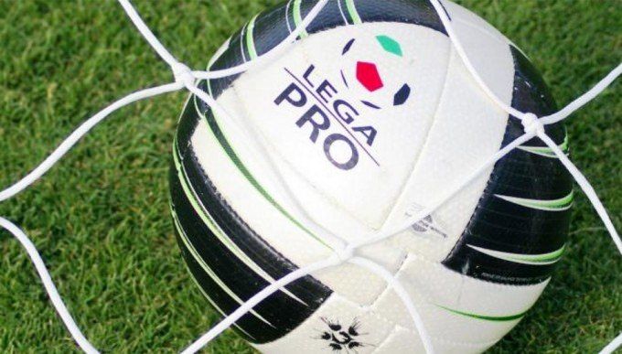 LEGA PRO | Catanzaro e Vibonese ai play out