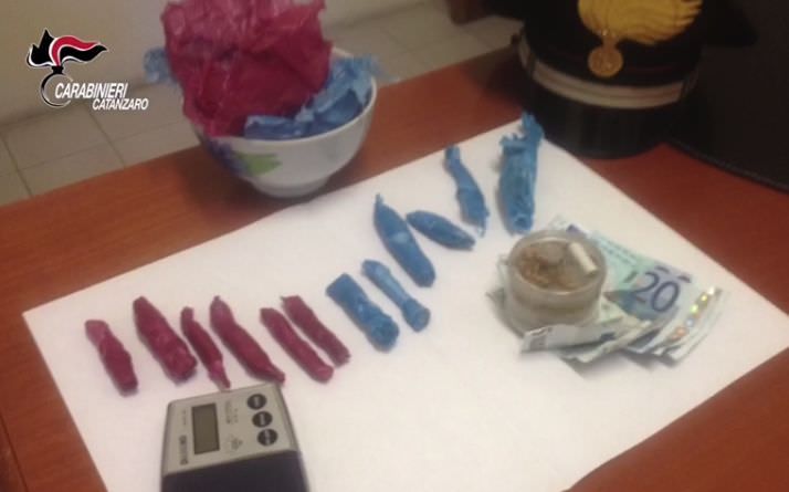Market dello spaccio nel Catanzarese, sette misure cautelari – VIDEO