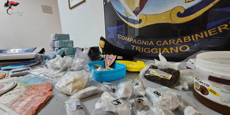 Sequestrati 15kg di droga, tra cui la nuova “Wax”