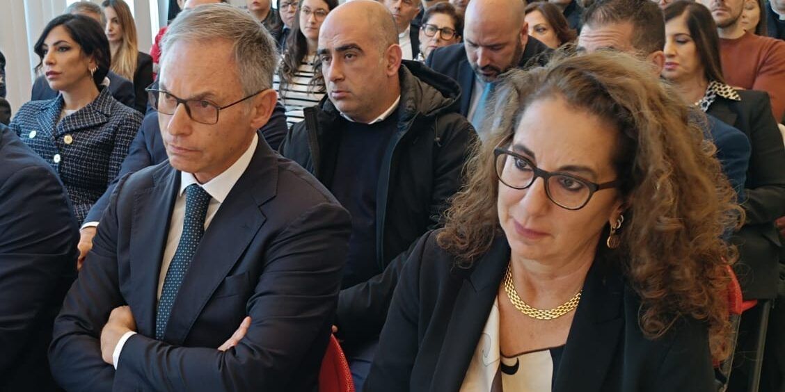 Violenza contro le donne, Ferro: «Prevenzione e non solo repressione. Lo Stato c’è»