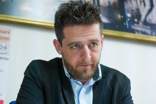 Corigliano Rossano, Stasi adotta misure drastiche e chiude (quasi) tutto