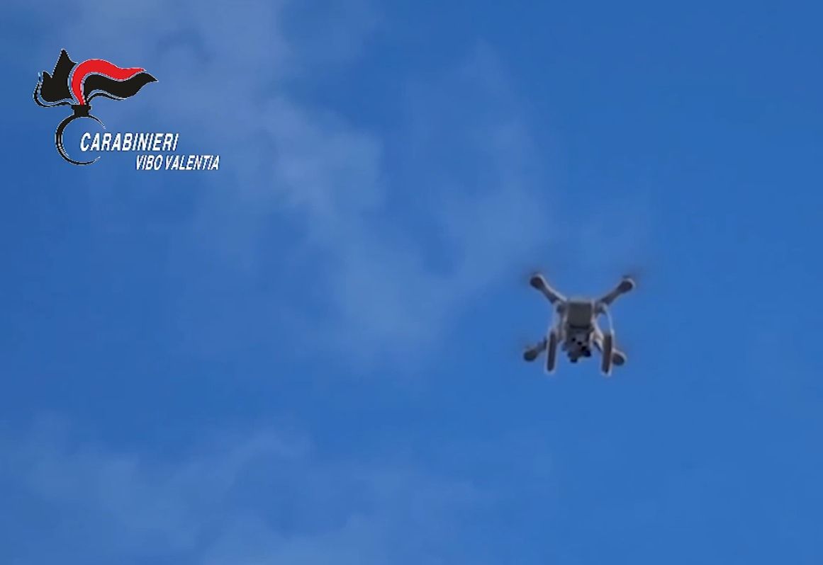 Nicotera, drone abbattuto dai carabinieri durante un'operazione
