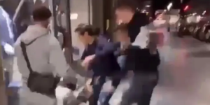 Siderno, giovane aggredito dal branco sul Corso. Il pestaggio filmato e diffuso sui social