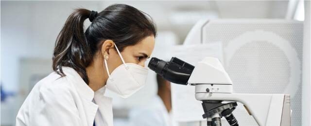 Ricerca su Variante Omicron, rischio di nuovo contagio per i guariti