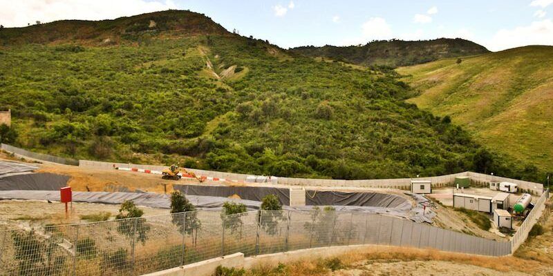 «Stop alla discarica di Scandale, ora battaglia per Scala Coeli»