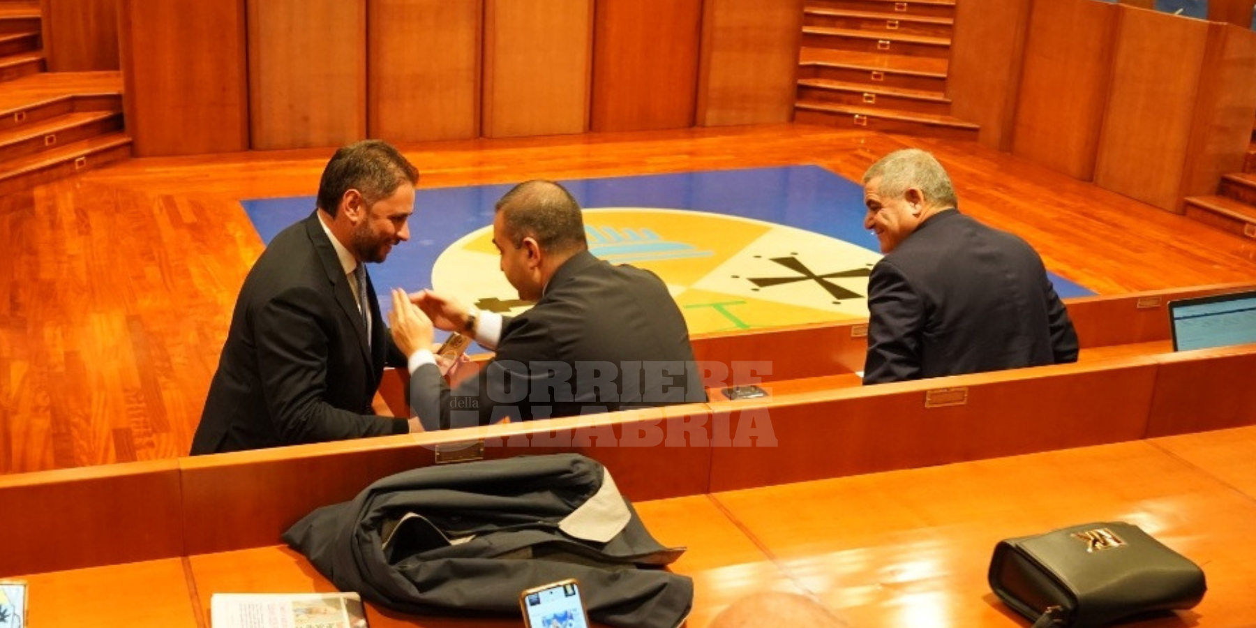Nuovi volti e vecchie dinamiche, inizia così la XIII legislatura calabrese