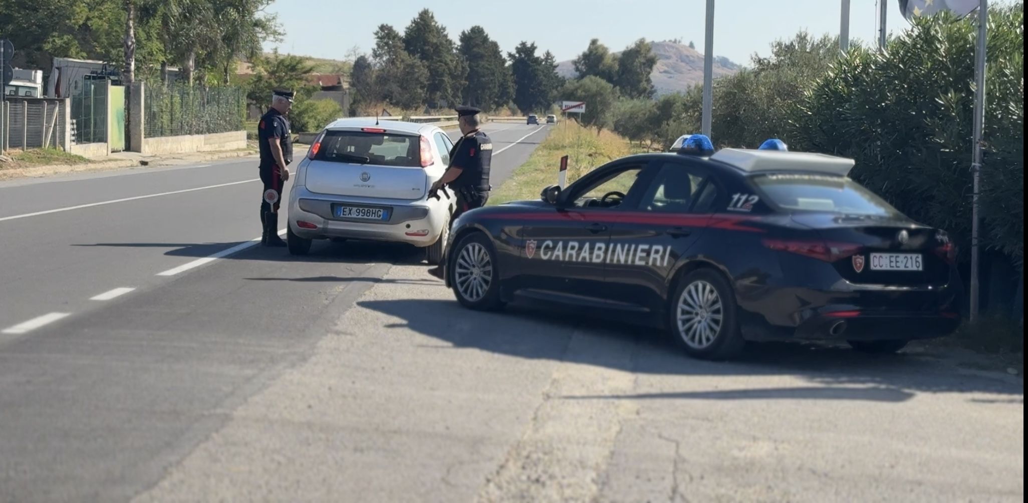 SS106, controlli nel Catanzarese: 60 persone identificate e sanzioni per sorpassi vietati