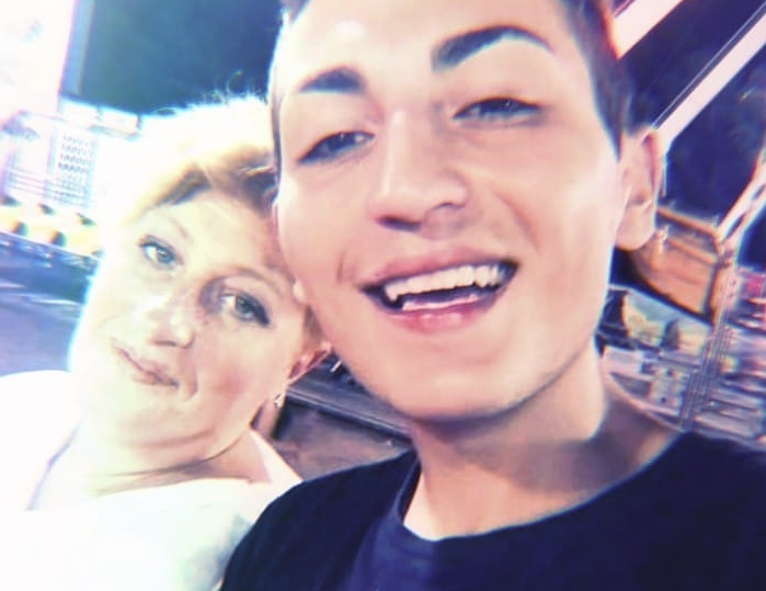 Suicida perché «vittima di bullismo». La mamma di Orlando: «Voglio la verità»