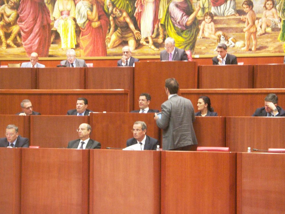 Udc-Pdl, sulle Province è scontro Dattolo-Tallini