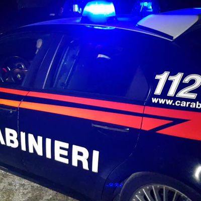 Isola Capo Rizzuto, allaccio abusivo alla rete elettrica: arrestati due commercianti