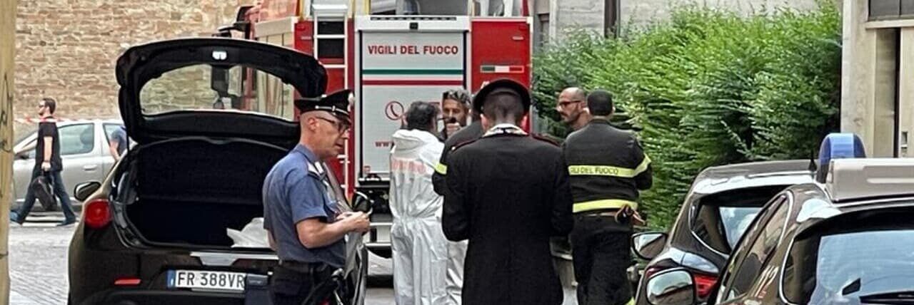 Inala fumo in casa, muore soffocato un 38enne