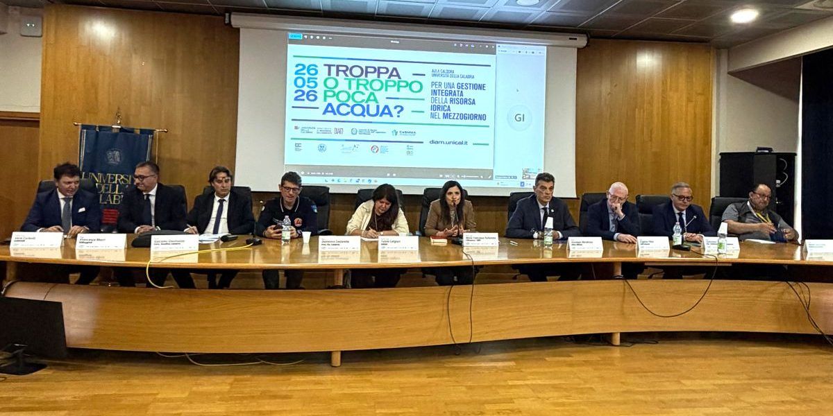 “Troppa o troppo poca acqua?”: all’Unical il confronto sulla gestione idrica nel Mezzogiorno – FOTO