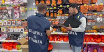 Halloween, sequestrati oltre 38mila articoli irregolari nel Reggino – VIDEO