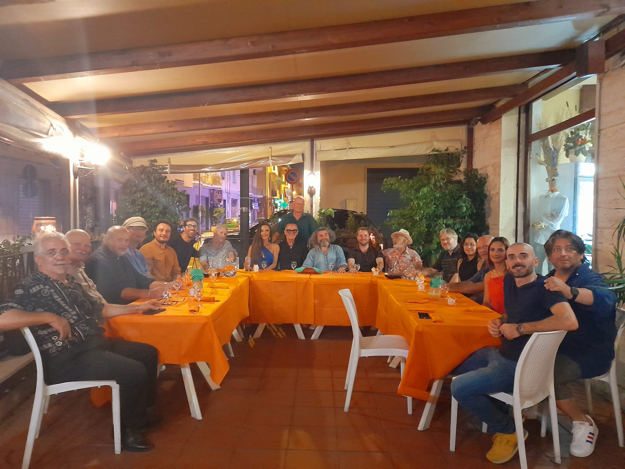 Gigi Miseferi: «Accomunati dall’amore per la Cultura». Primo cenacolo di artisti a Reggio Calabria