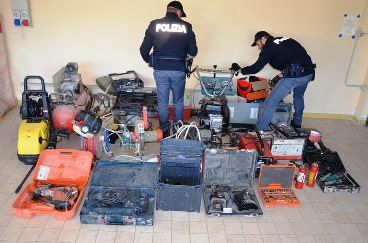 Catanzaro, recuperati attrezzi da lavoro rubati