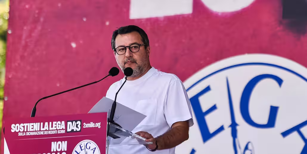Lega, Salvini: «Sì a un congresso straordinario»