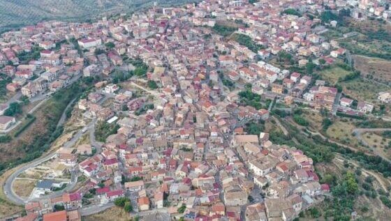 Nuovi focolai di Covid 19, Scandale e Savelli dichiarati zona rossa