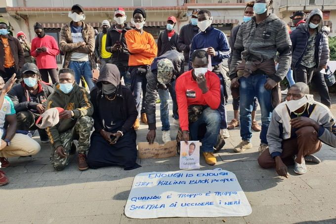 Dopo la manifestazione degli “invisibili”. «Mettere in sicurezza la strada per evitare altre morti»
