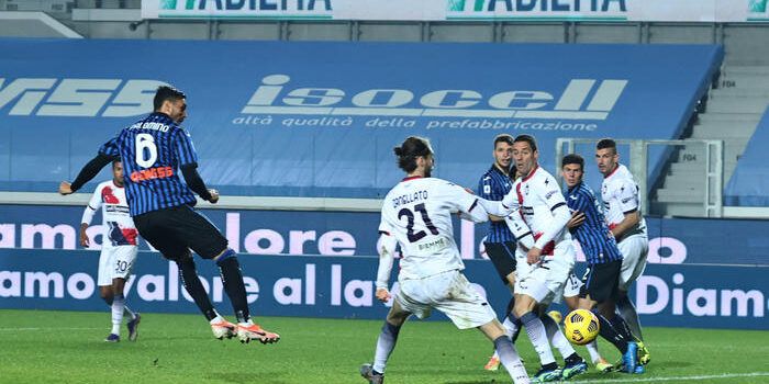 Serie A, il “nuovo” Crotone di Cosmi travolto a Bergamo