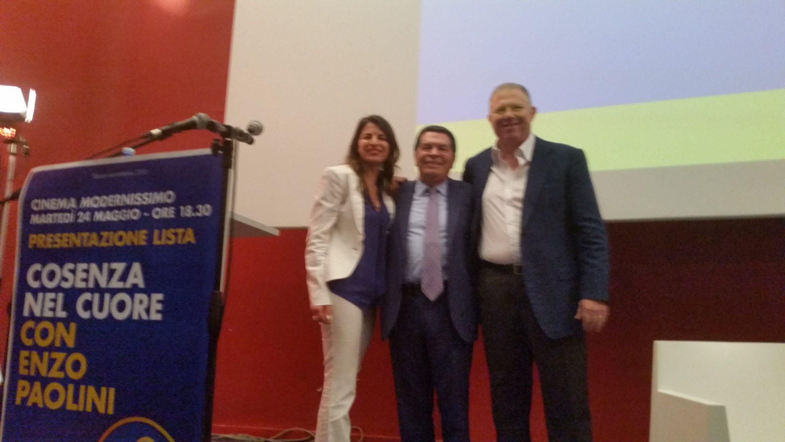 I Gentile lanciano Paolini: «Occhiuto bugiardo patologico»