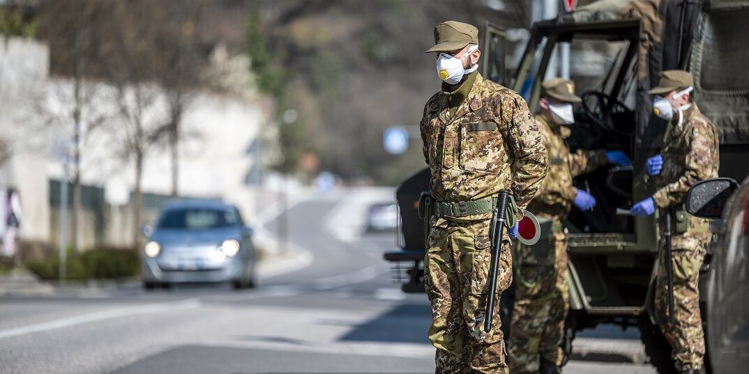 Occhiuto punta Platì e San Luca: «Pochissimi vaccinati, pronti a istituire la “zona rossa”»