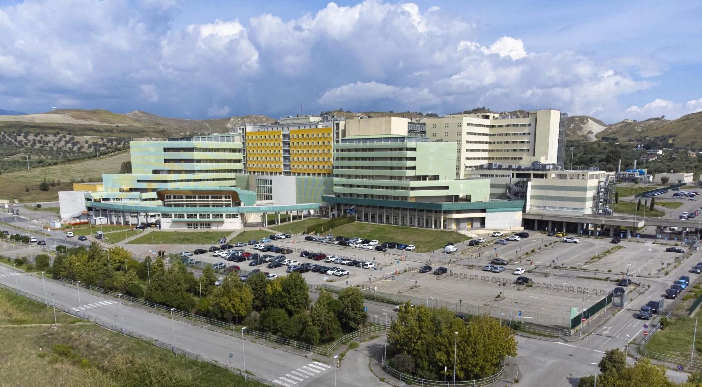 Alla Dulbecco di Catanzaro la prima embolizzazione di malformazione cerebrovascolare