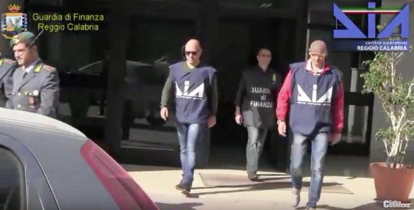 Scimone, venditore di piastrelle e uomo dei clan