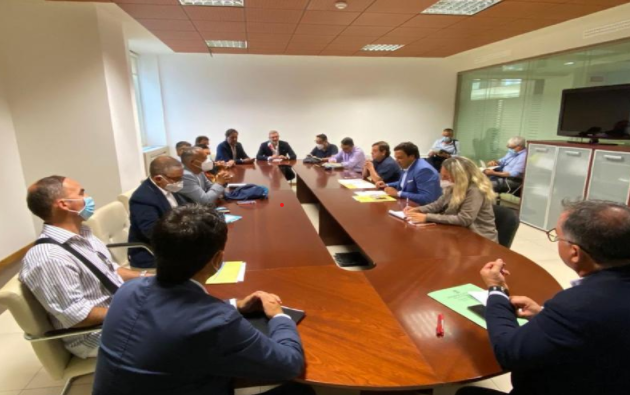 Lavoro, incontro in Regione con Orsomarso: «I precari saranno tutti contrattualizzati»