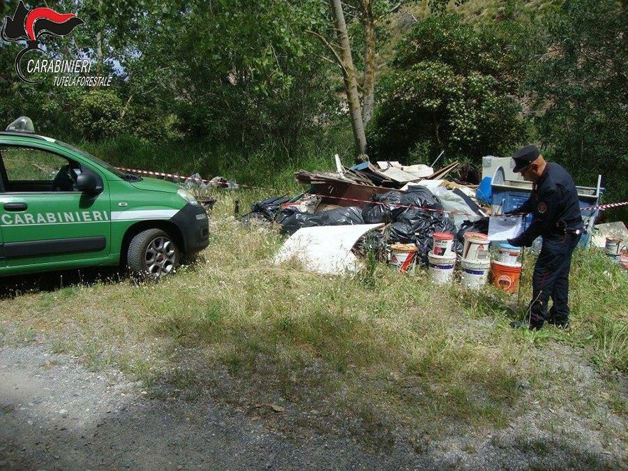 Scalea, sequestrata una discarica a cielo aperto