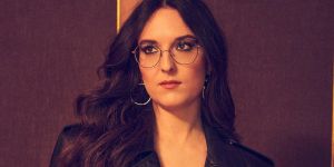 Stasera sul palco dell’Eurovision anche un po’ di Calabria: Veronica Fusaro sogna la finale con la Svizzera
