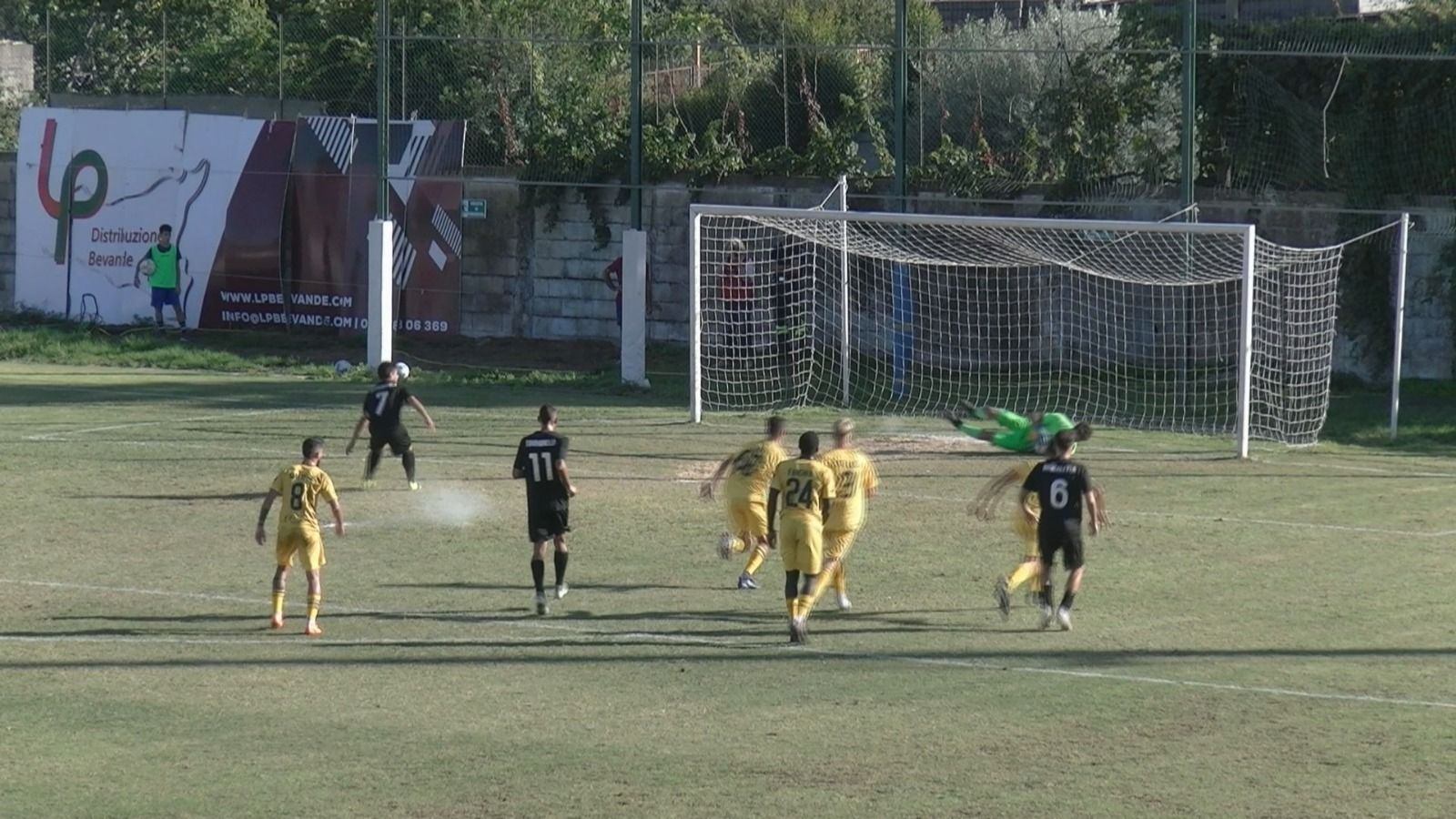 FC Lamezia Terme, tris di vittorie e primato – FOTO