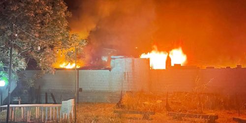 Corigliano Rossano, va in fiamme un'officina