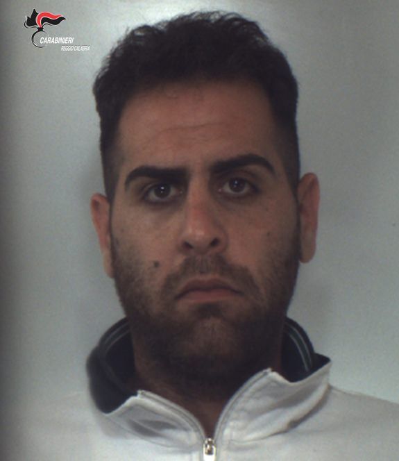 Spaccio di droga a Locri, arrestato 28enne