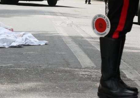 Guidava sotto l'effetto di droghe, 46enne arrestato per omicidio stradale