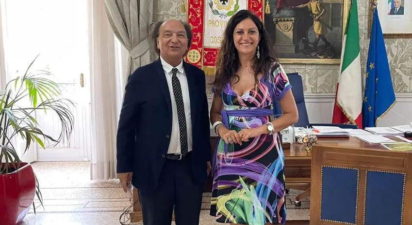 Cosenza calcio, Guarascio scrive a sindaci e presidente della Provincia: «Venite allo stadio»