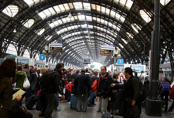 Pitaro chiede un’ordinanza per disciplinare i rientri al Sud. «Il nemico è il virus»