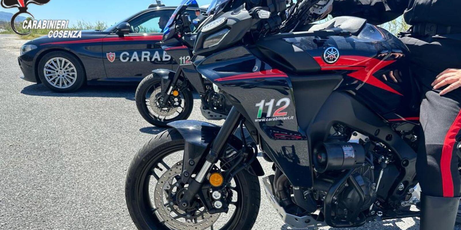 Ritorna in Calabria dall’estero e minaccia di morte l’ex compagna, 37enne arrestato